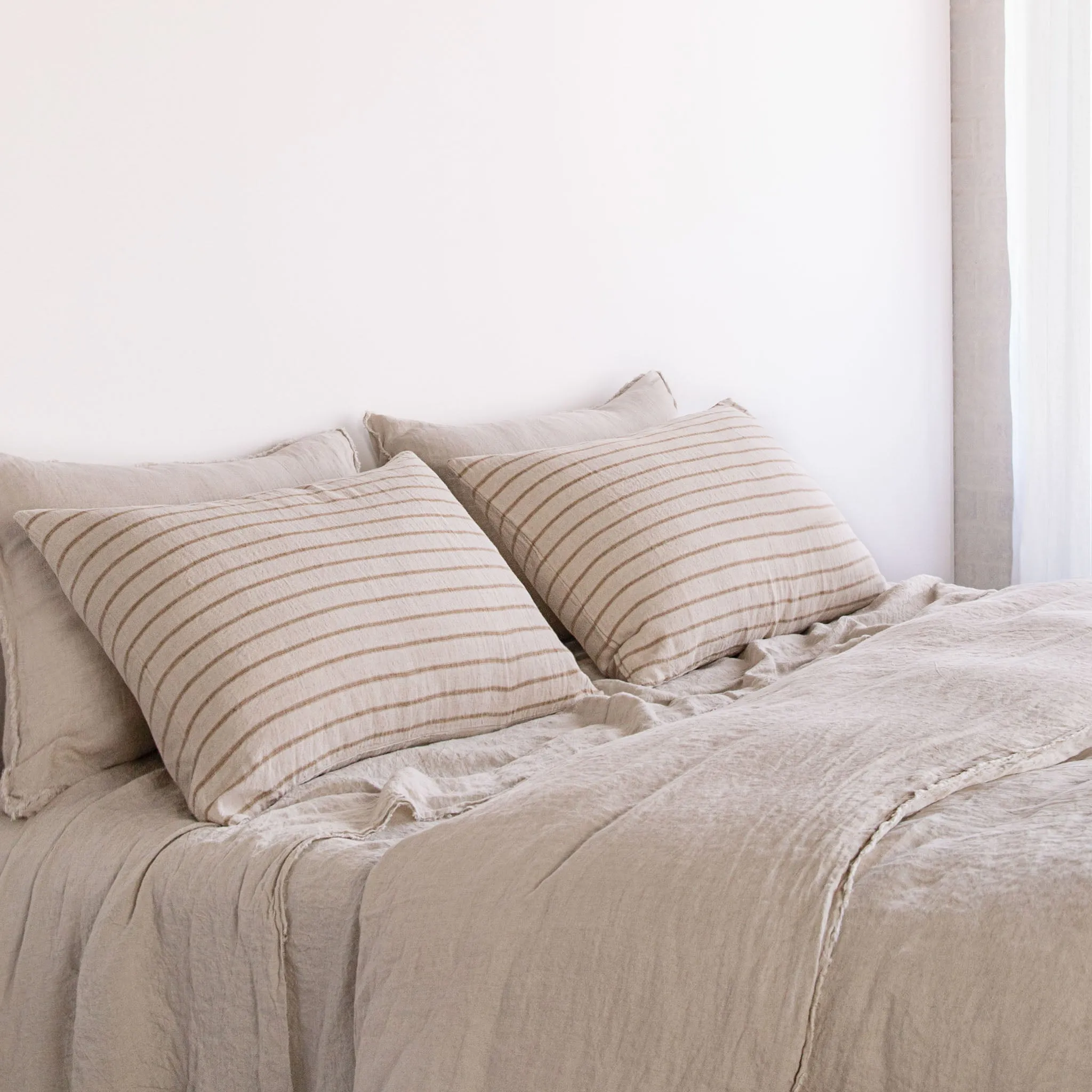 Basix Stripe Linen Pillowcase - Brun/Sable