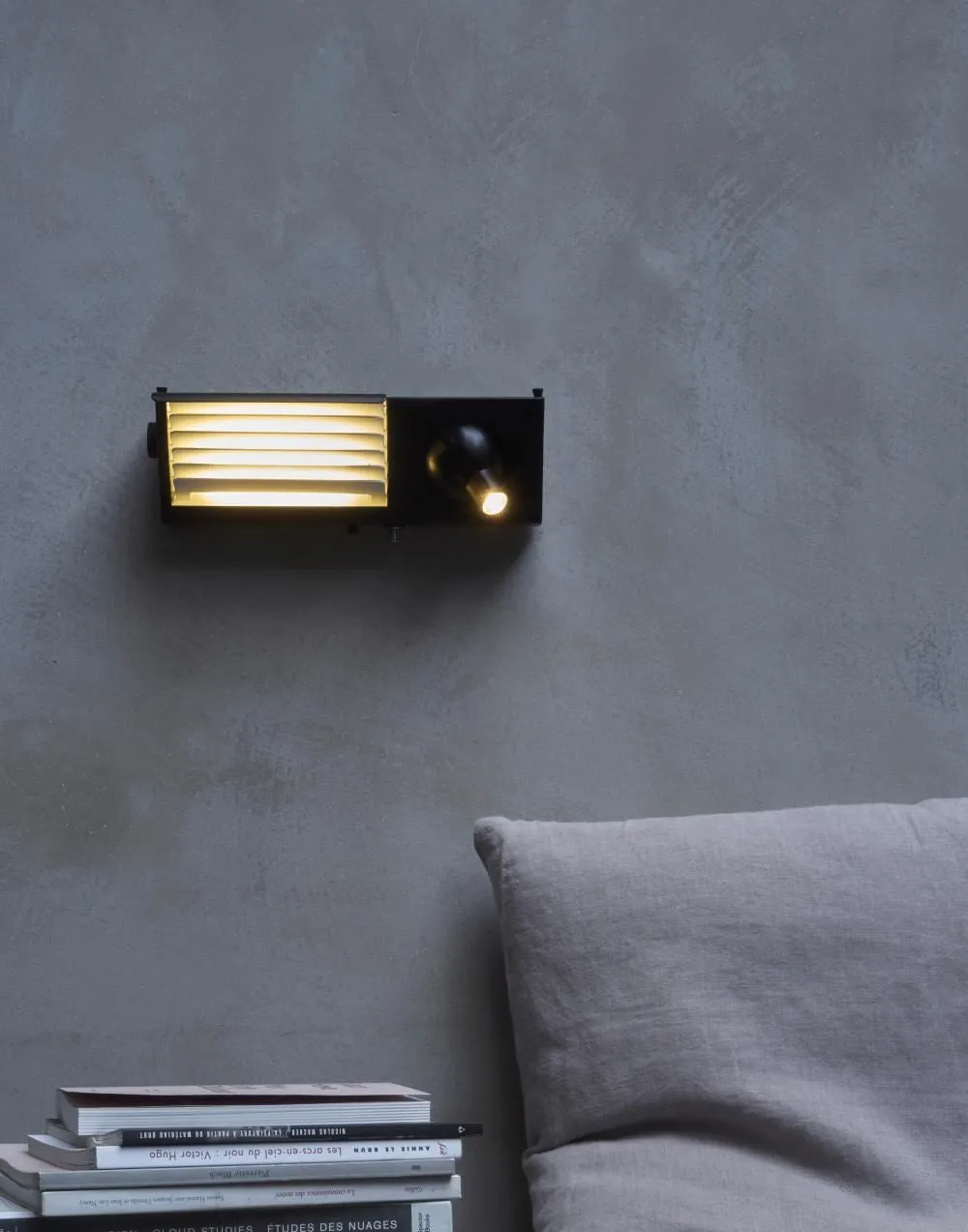 Biny bedside light