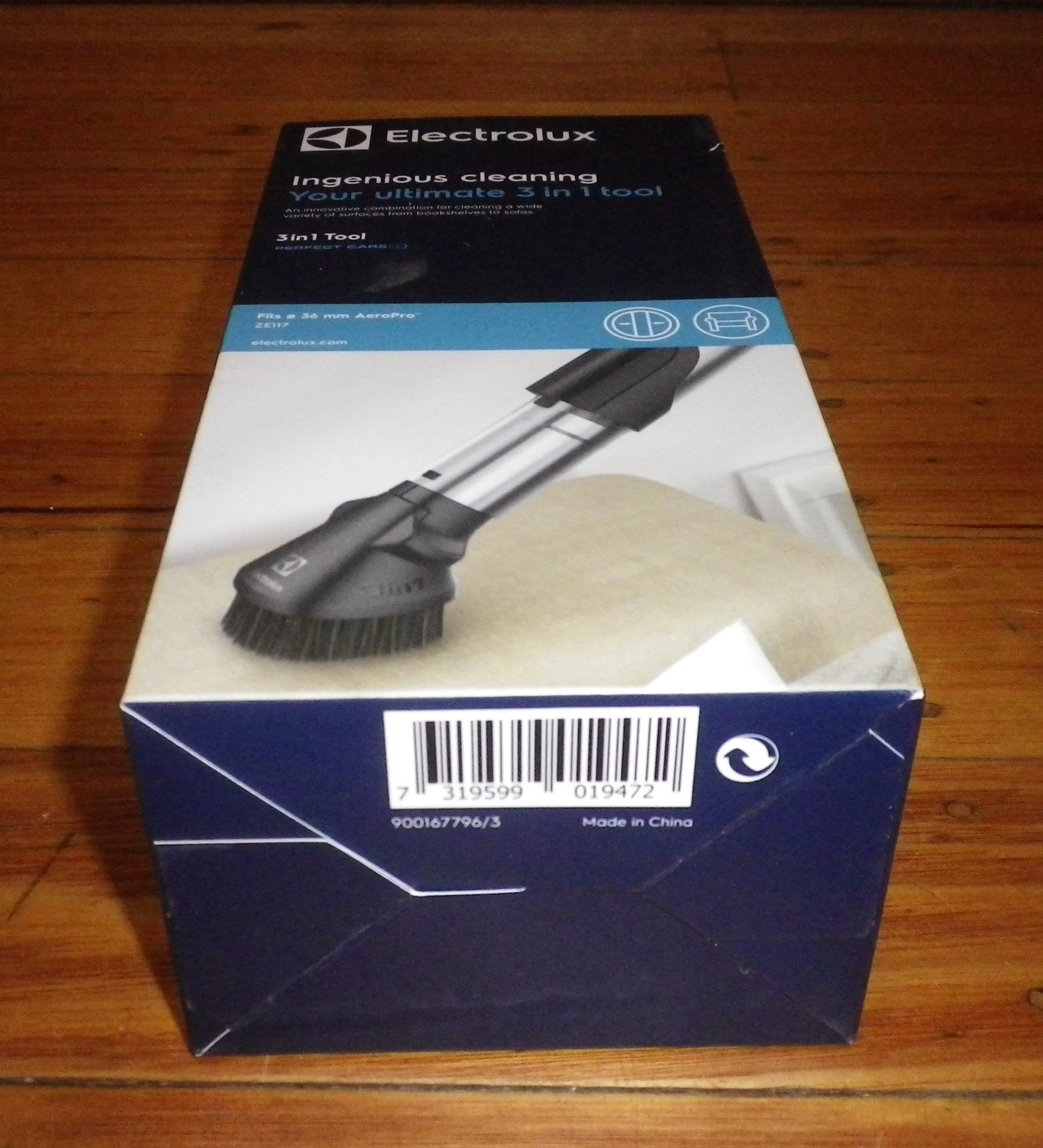 Electrolux AeroPro 2G Passive Vacuum 3-in-1 Floor Brush Nozzle - Part # ZE117