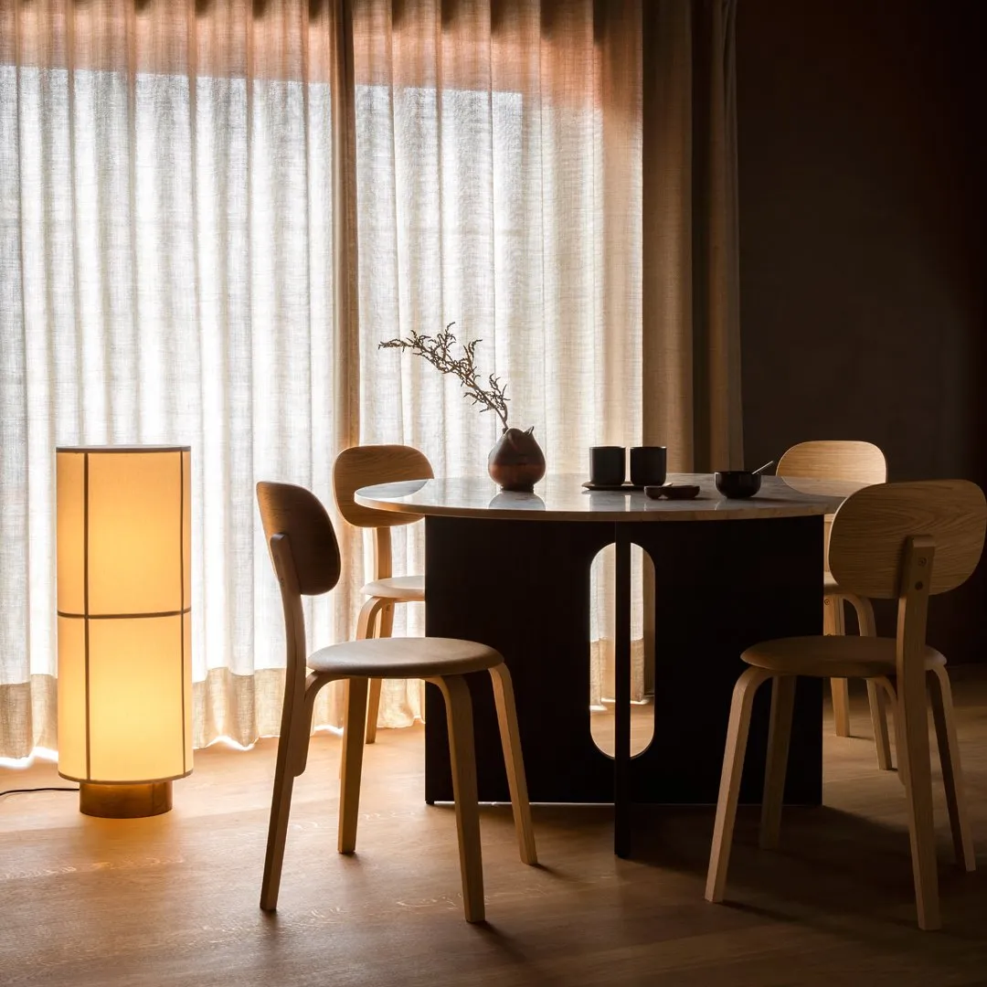 Hashira Floor Lamp