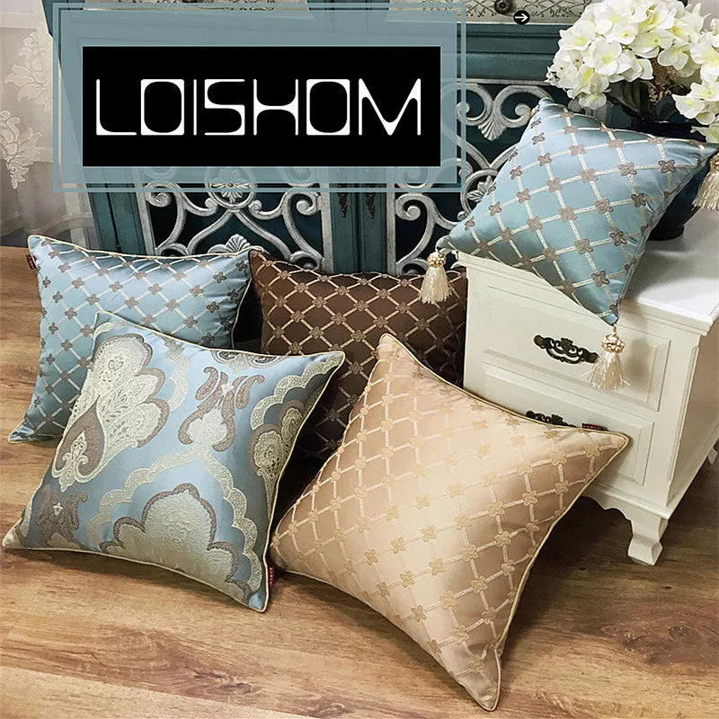 Luxurious European Jacquard Pillow Cover with Tassel