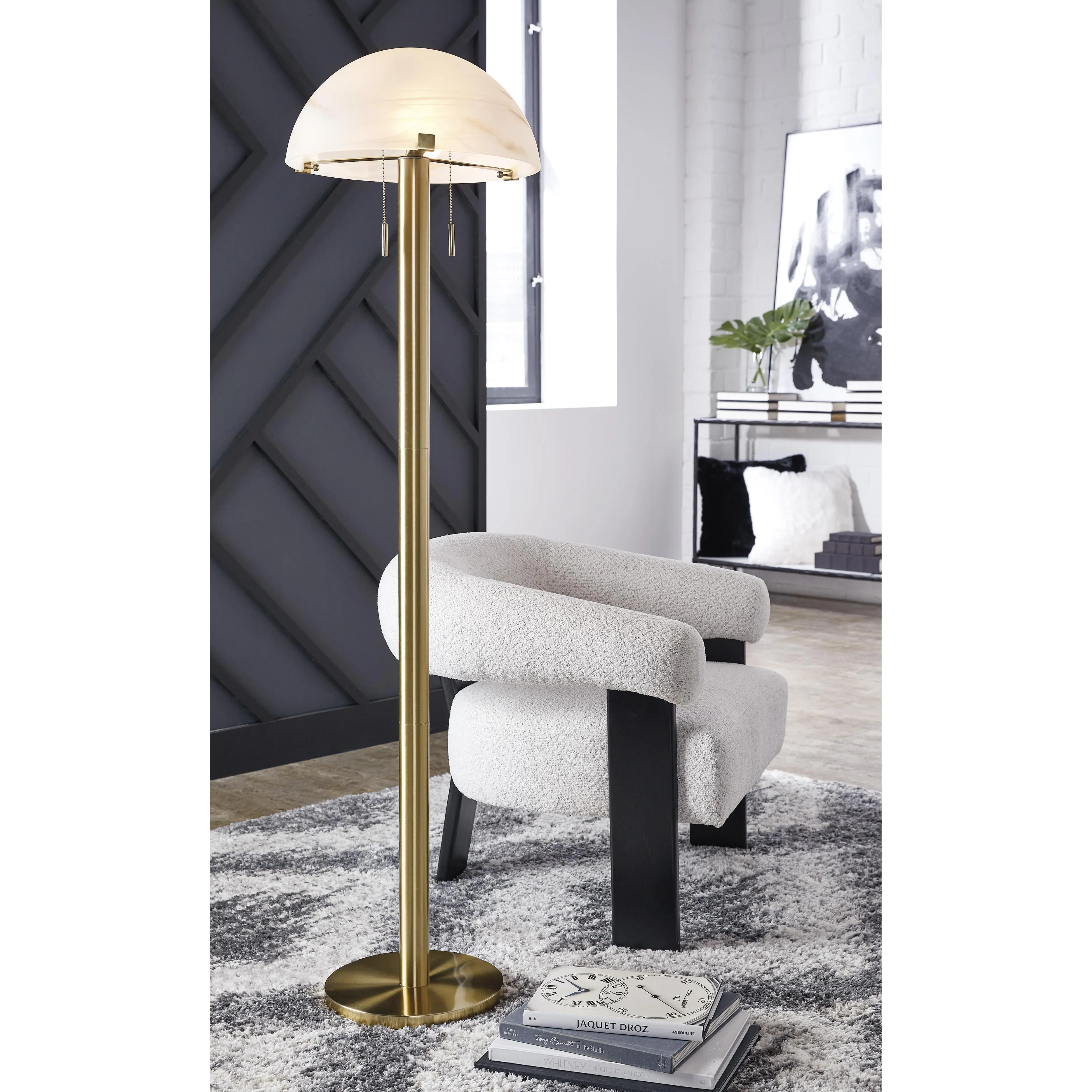 Signature Design by Ashley Tobbinsen Floorstanding Lamp L208421