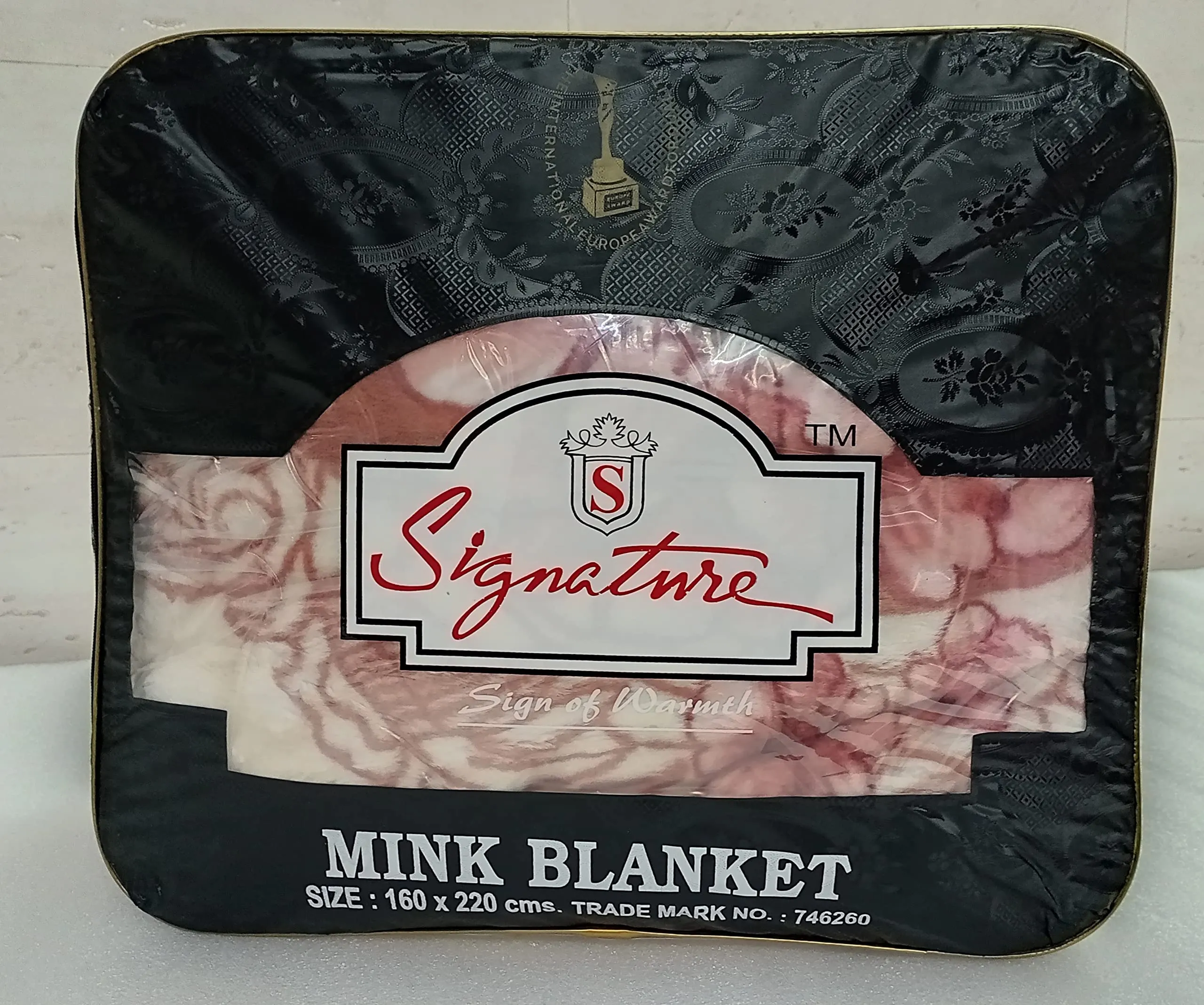 Signature Mink Single Bed Super Soft Blanket - Suitable for Extreme Colds (220 X 160 cms, Multicolor, reversible)