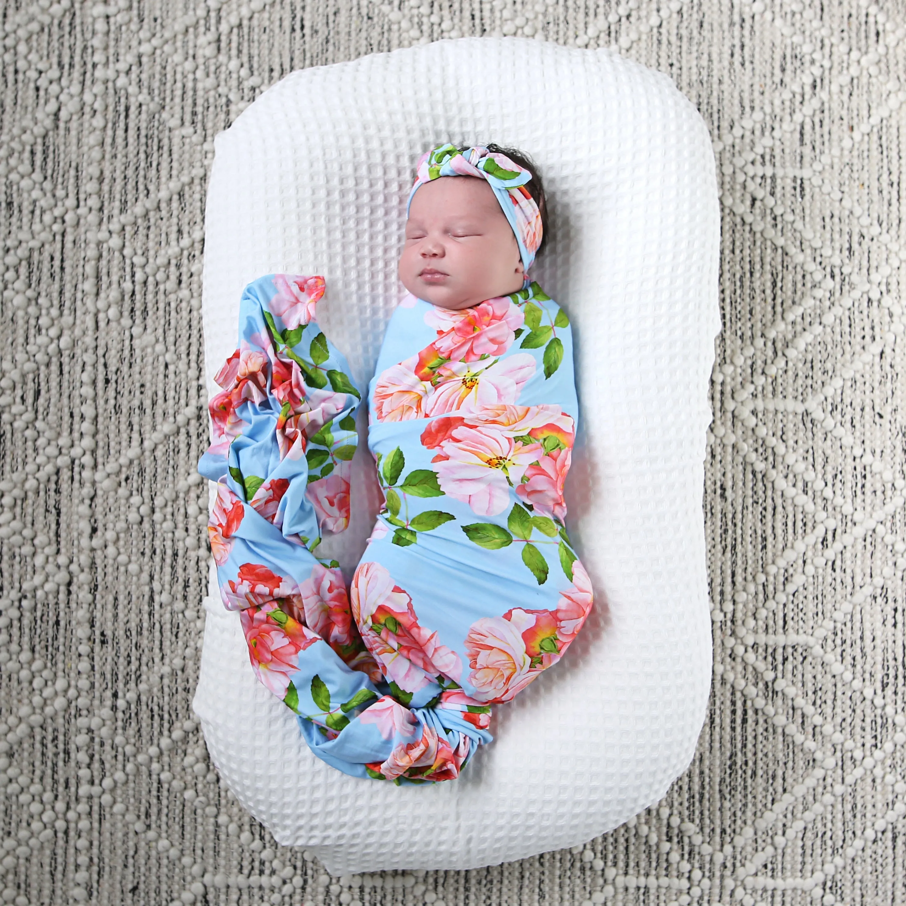 Skye SWADDLE