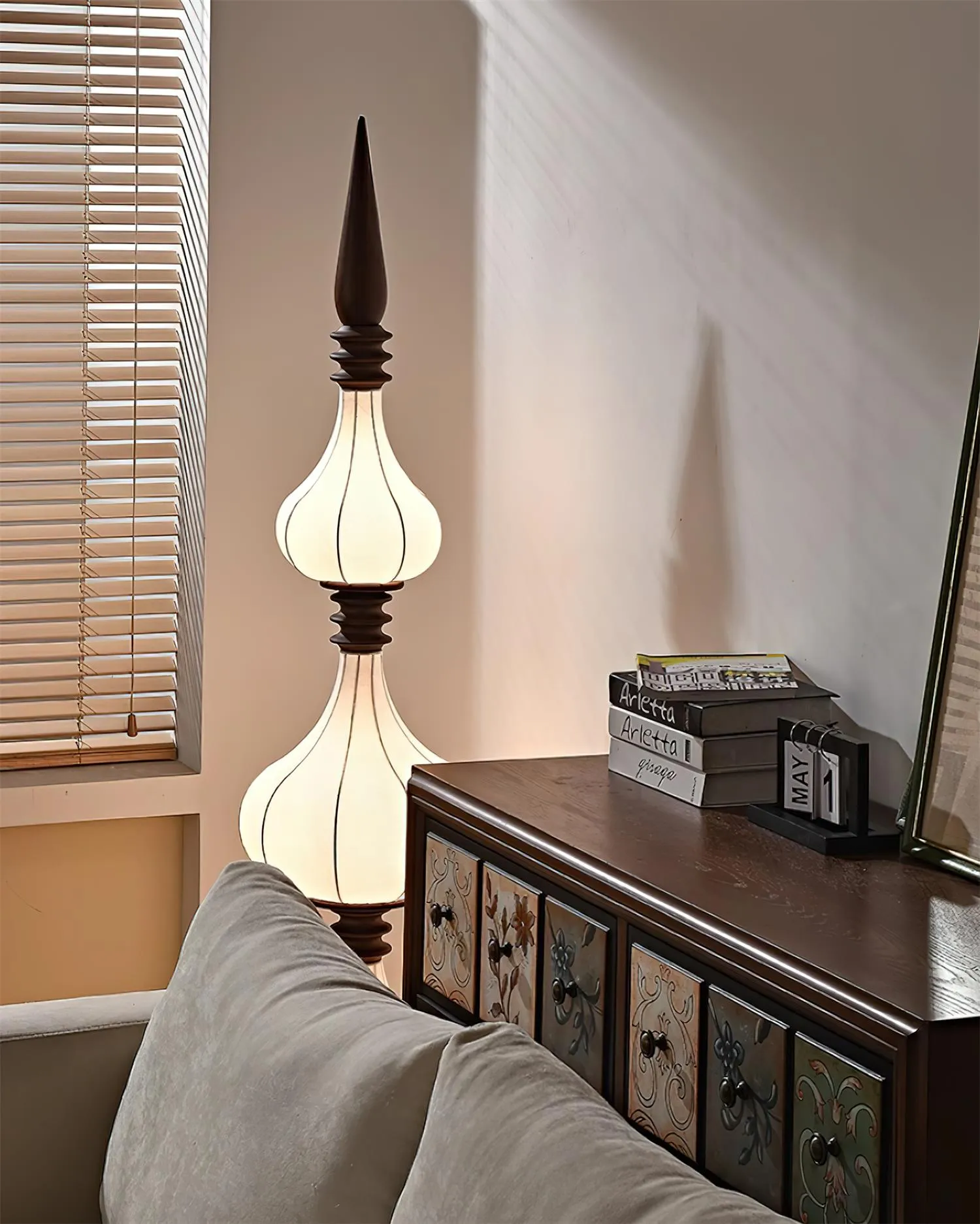 Sultano Floor Lamp