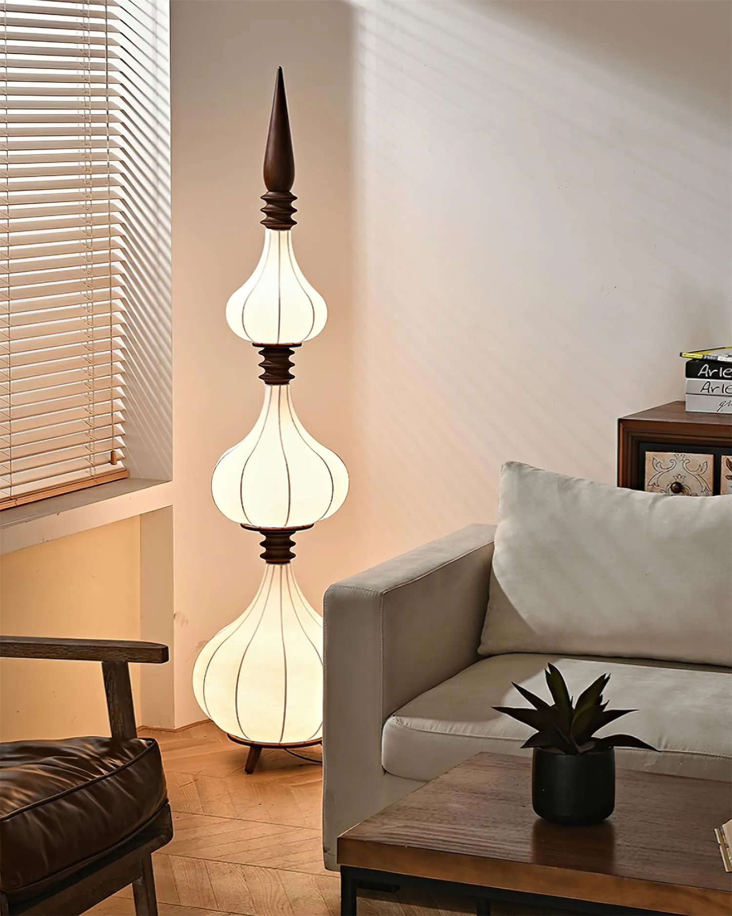 Sultano Floor Lamp