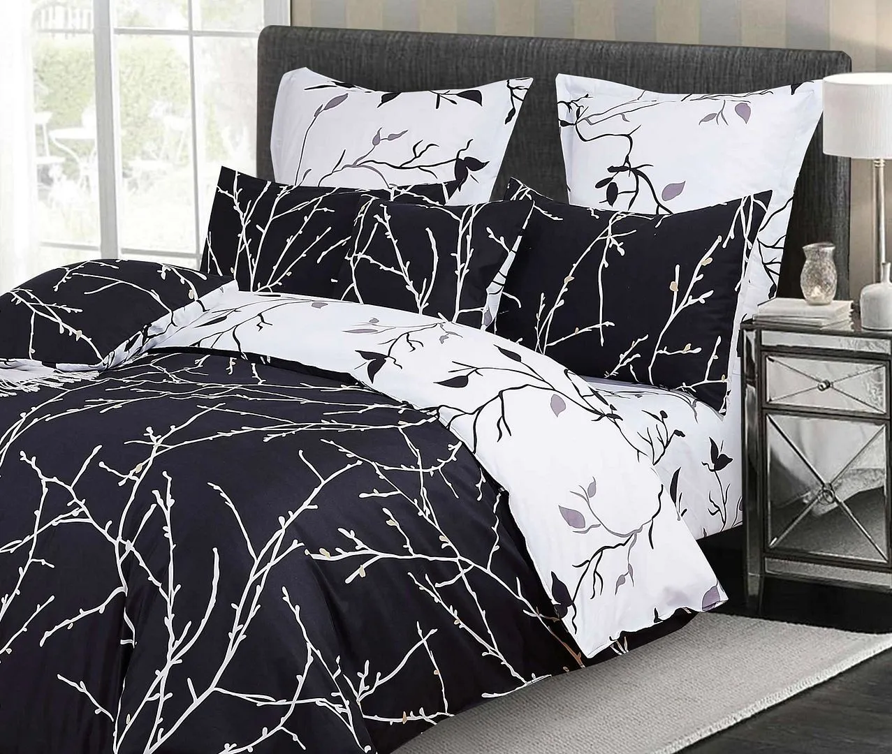 Tree Reversible Super King Size Bed Quilt/Duvet Cover Set Black